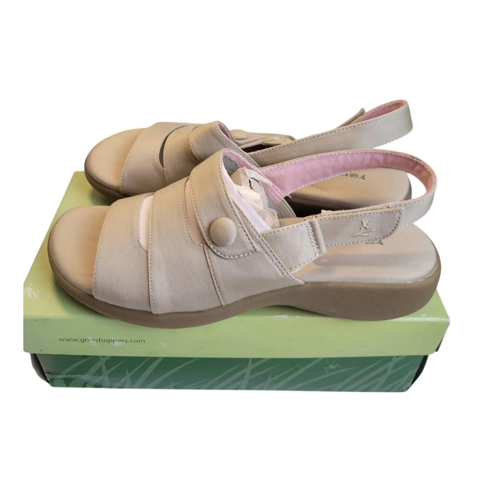 Classic Comfort Grasshopper Sandals