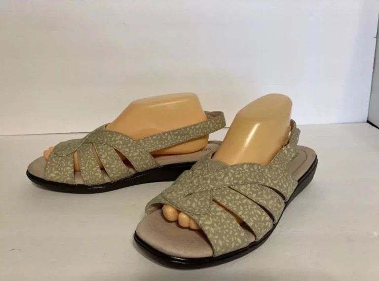 Open-Toe Comfort Footwear Grasshopper Sandals